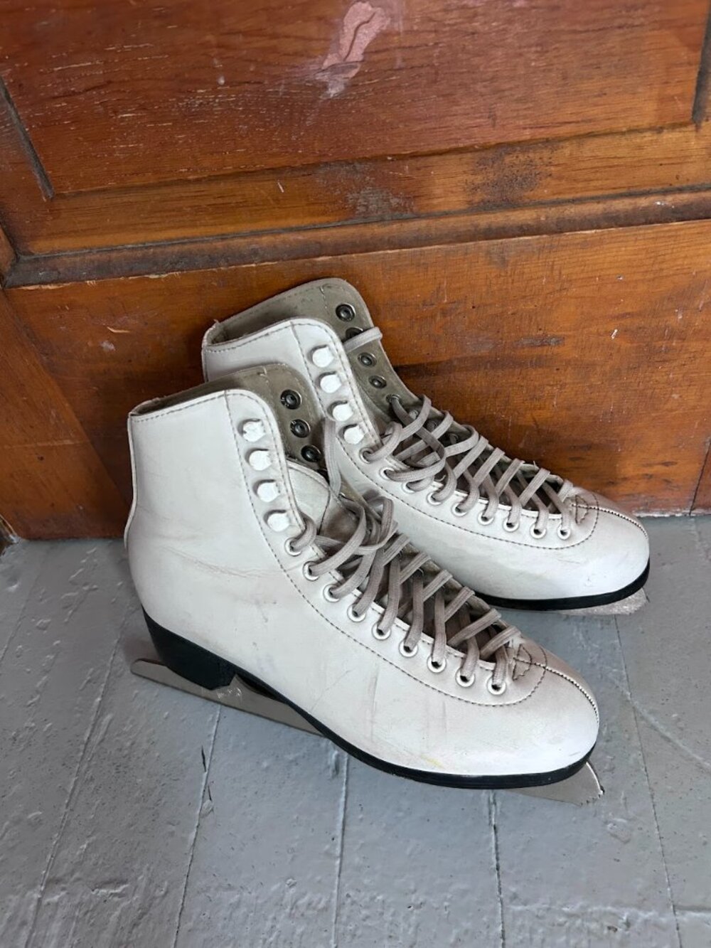White Figure Ice Skates | Women's US 7 (EU 39) | Classic Lace-Up